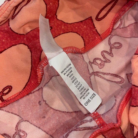 BOGO FREE Lularoe Valentine’s Day Leggings - Picture 2 of 4